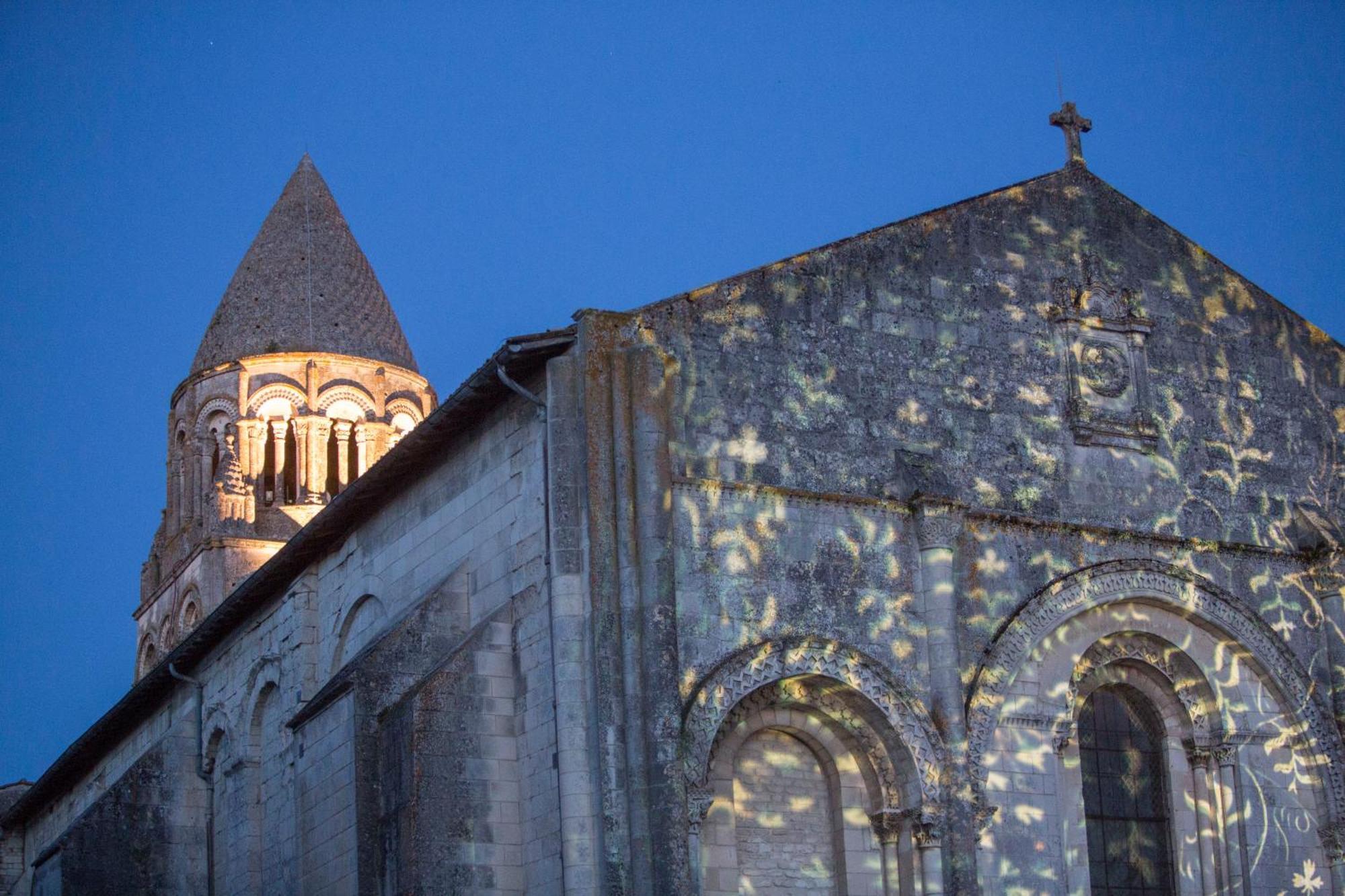 Les Chambres De L'Abbaye Saintes Exterior foto