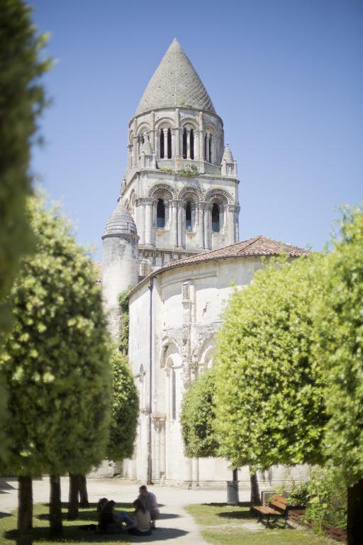 Les Chambres De L'Abbaye Saintes Exterior foto